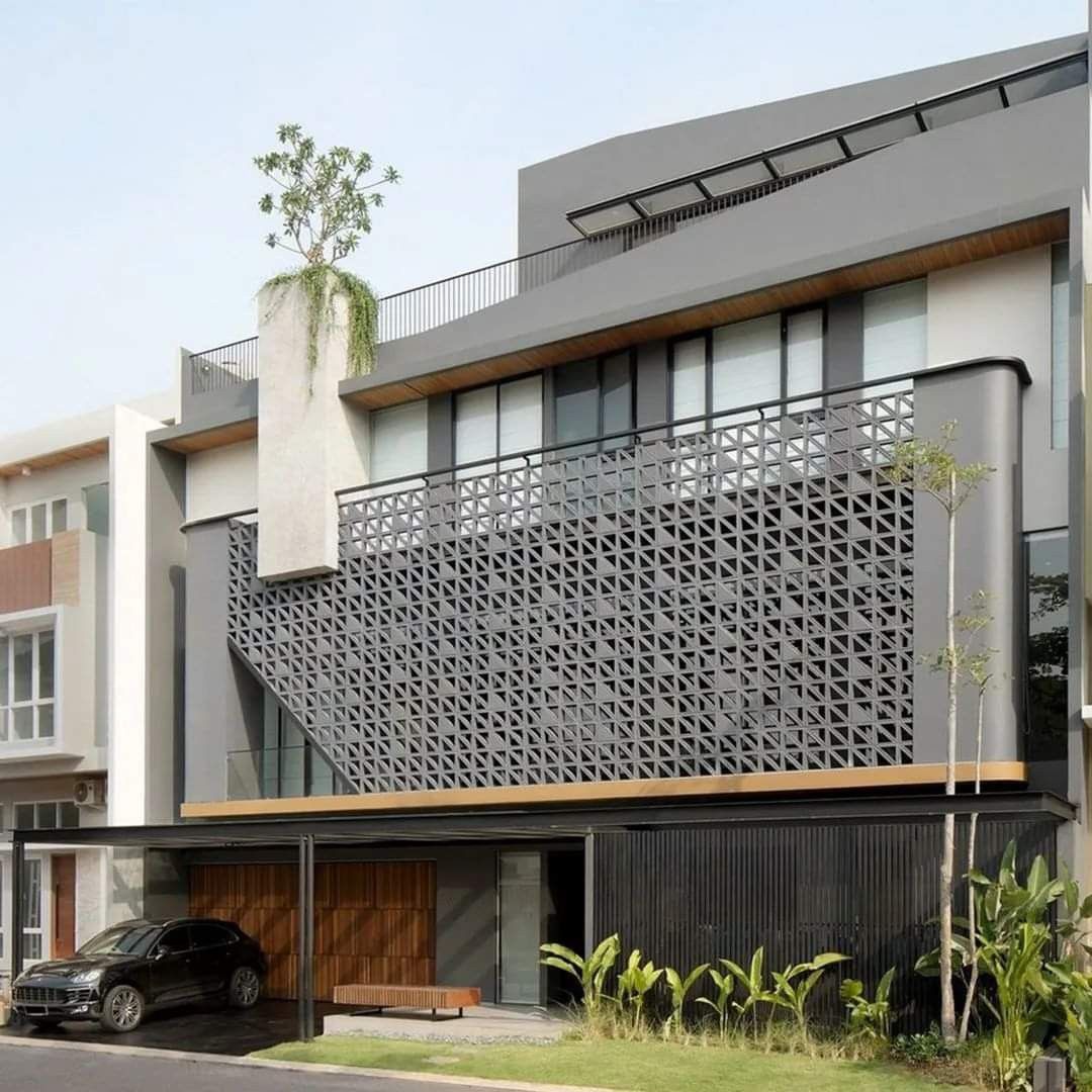 Exterior Jali